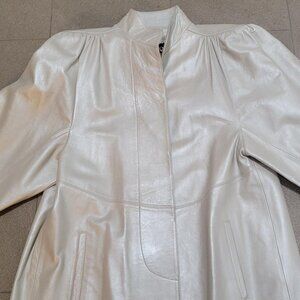 RETRO VINTAGE 1980s Pearly White Fantasia Leather Coat